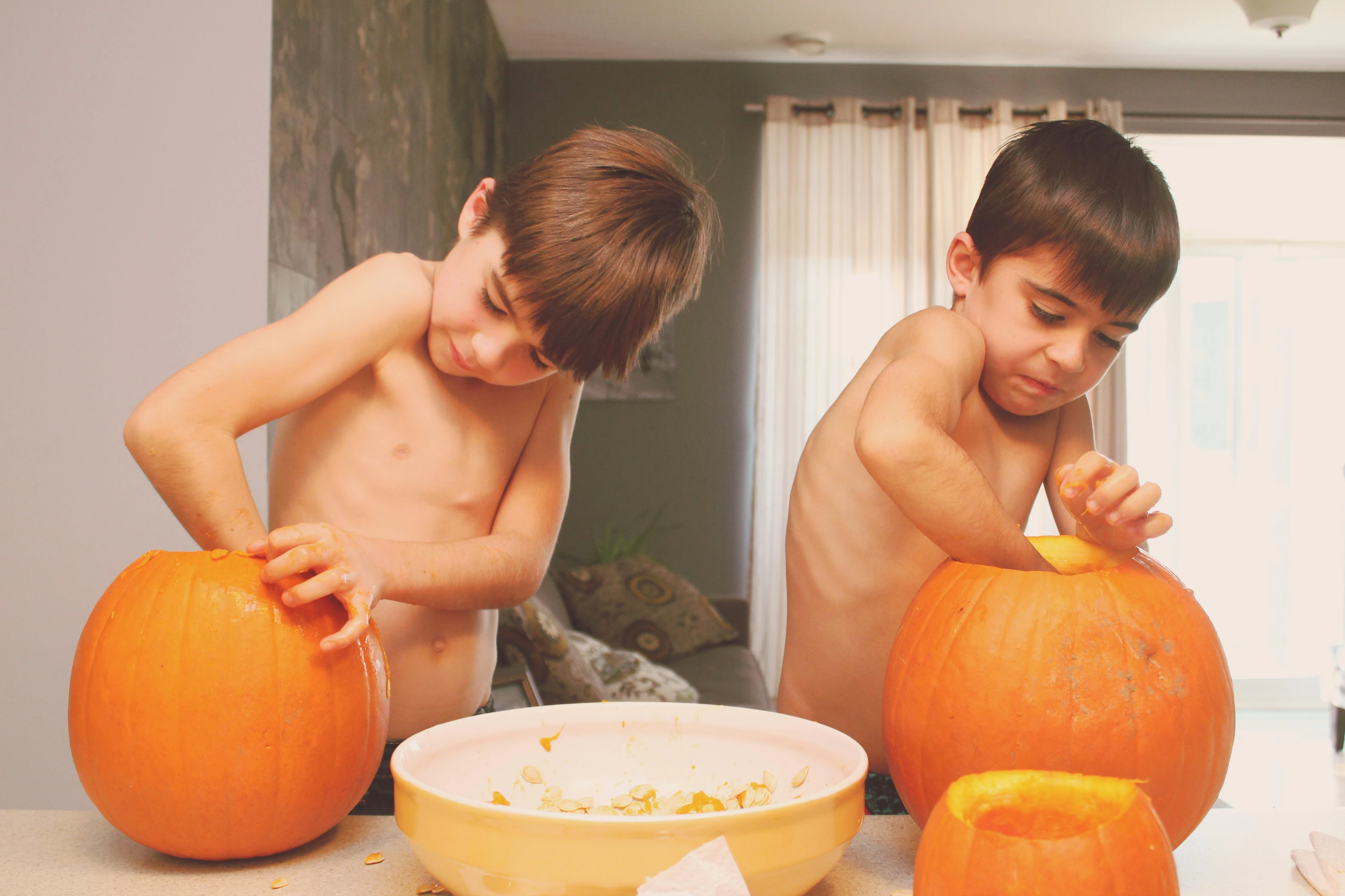 Gooey Pumpkin Hands