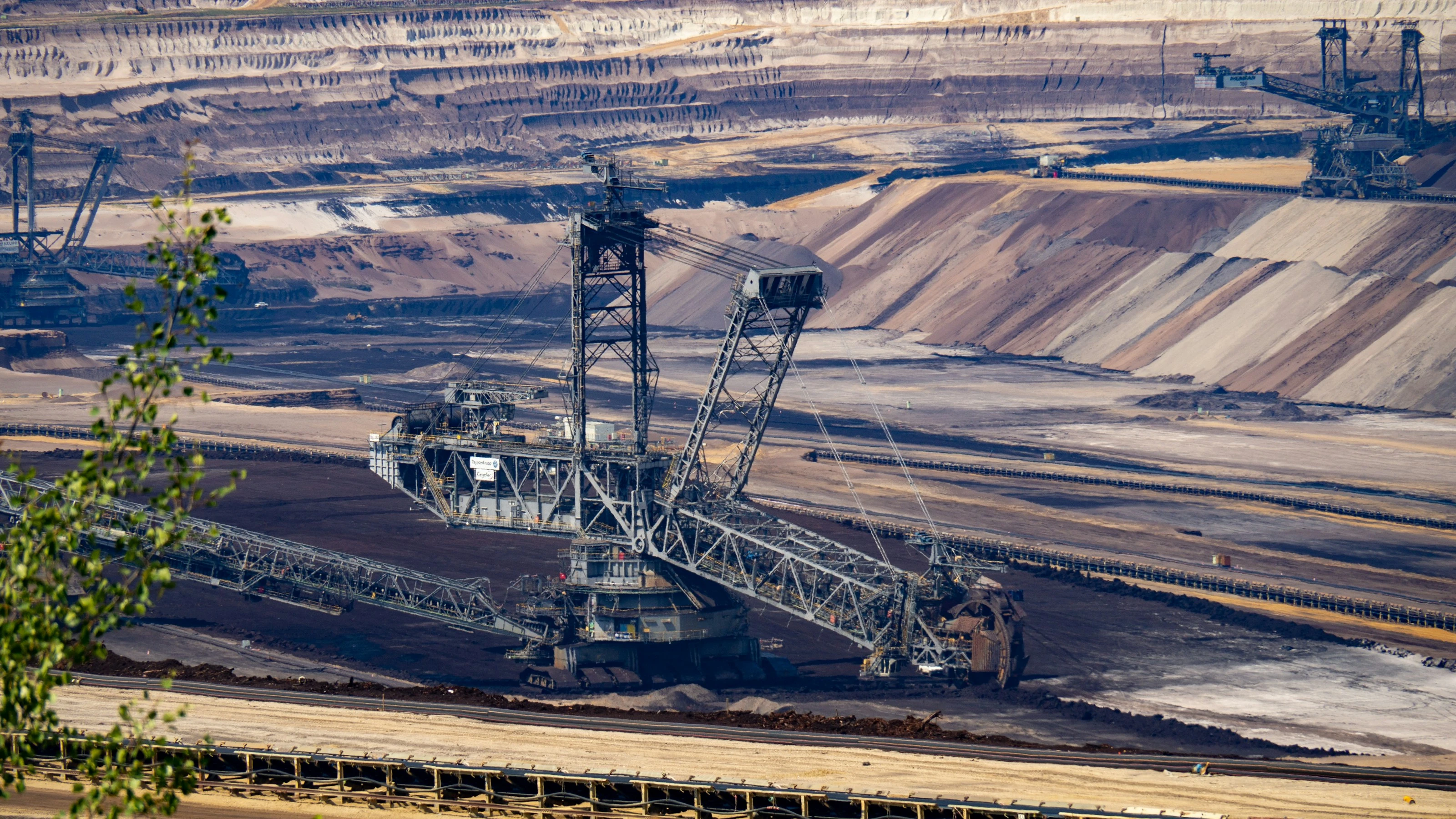 Industrial Earth Movers jigsaw puzzle