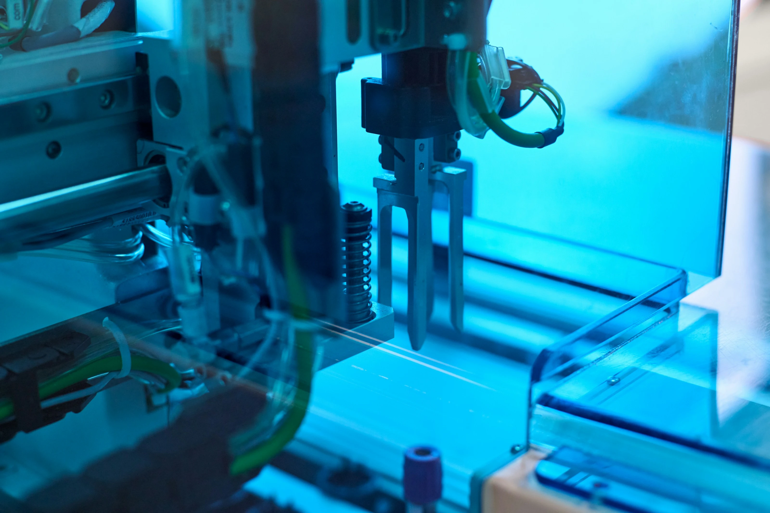 Cyan Mechanism
